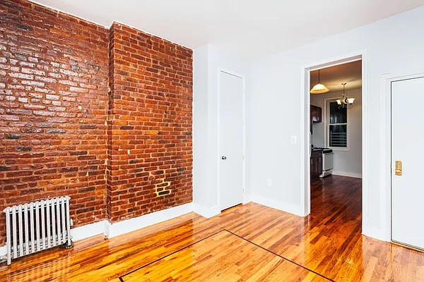 Rented by Nooklyn NYC LLC | media 10
