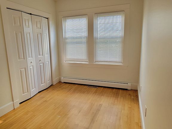 5th image of 10 Rudman Rd #1