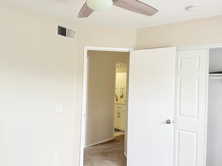91 White Sands — Photo 12
