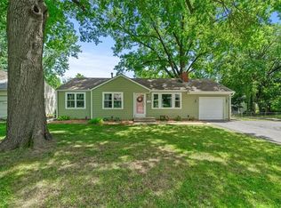 8815 W 81st St, Overland Park, KS 66204