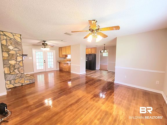 3rd image of 521A Volanta Ave