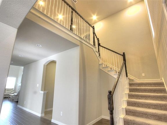 5th image of 5302 Herford Dr