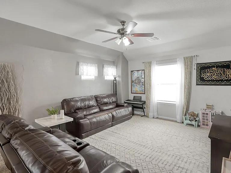 3555 Cannon Dr — Photo 24