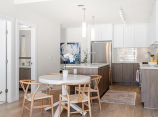 615 E 3rd St #205, North Vancouver, BC V7L1E6