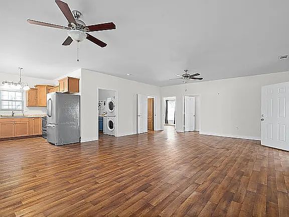 4th image of 501 Ridge Dr