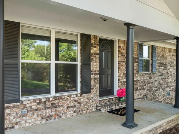 (undisclosed Address), Hot Springs, AR 71901