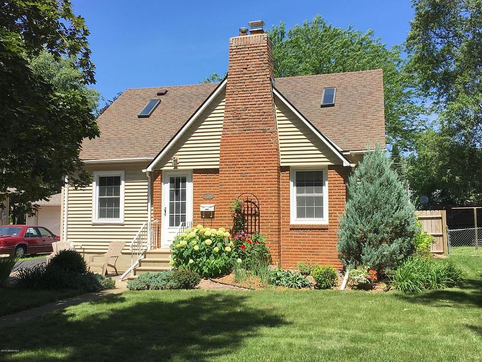 1st image of 1406 Fountain St