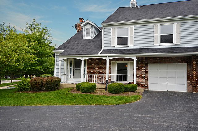 1st image of 1401 Queensgreen Cir #1401