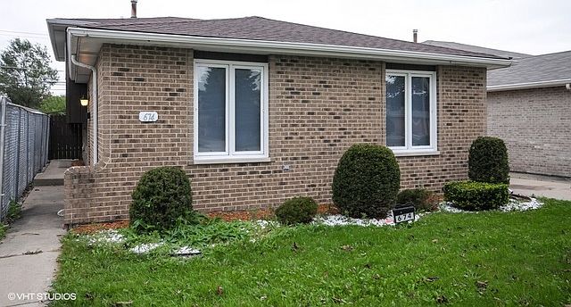 1st image of 674 Saginaw Ave