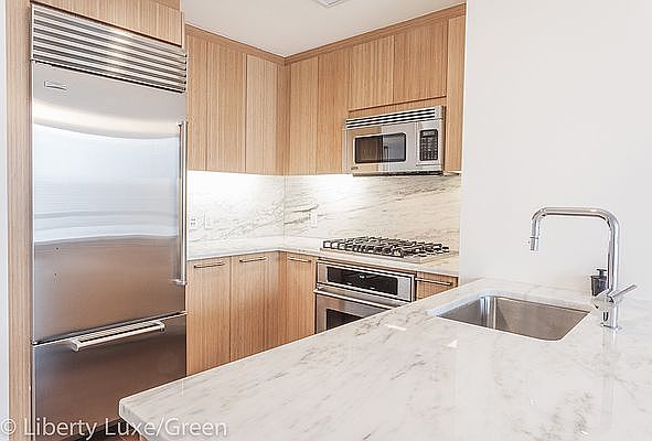 1st image of 200 E End Ave #31C