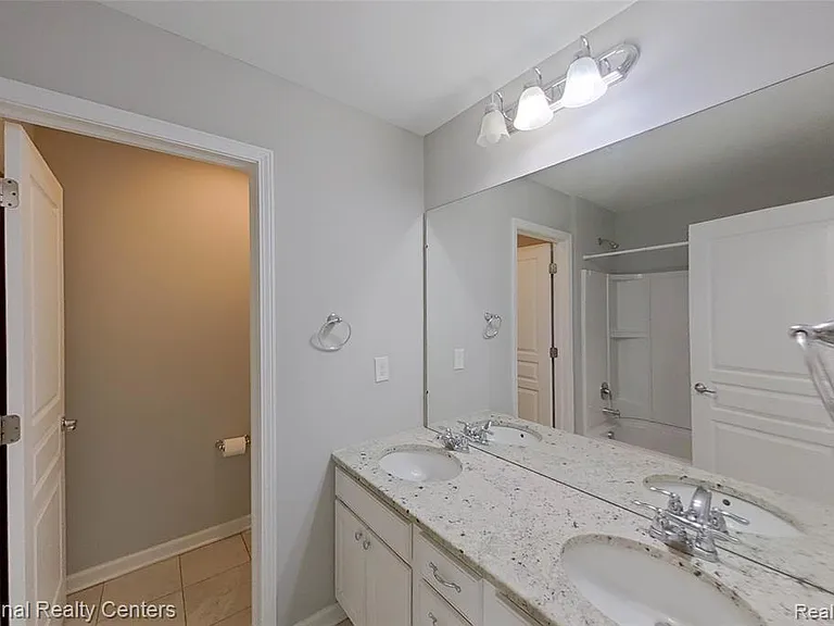 58180 Jonagold Ln — Photo 45
