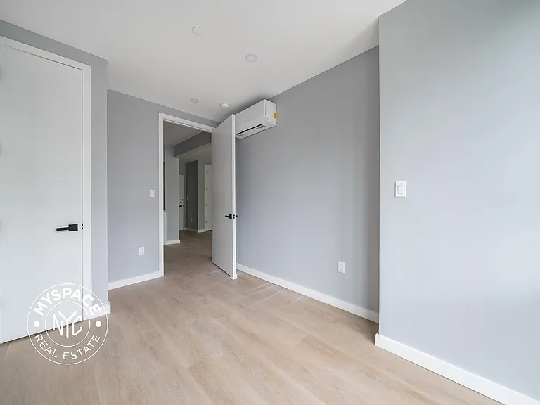 3511 Farragut Rd #3C — Photo 8