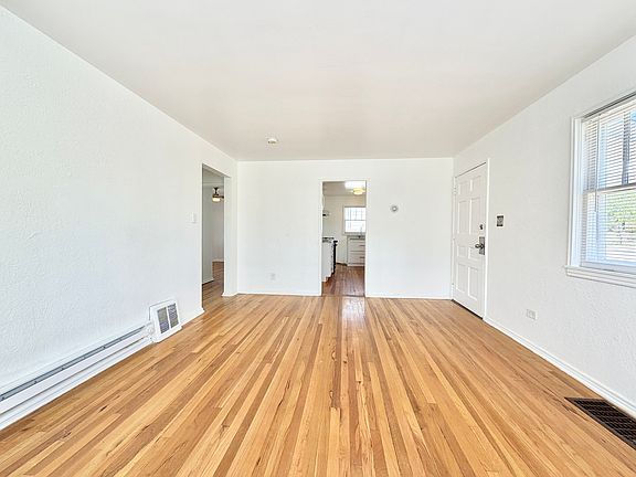 5th image of 1625 S Elizabeth St