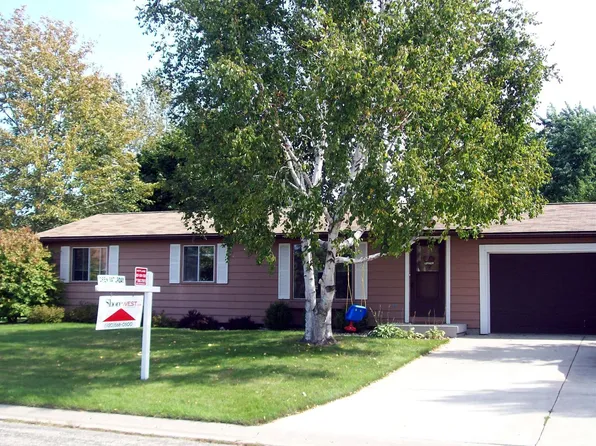1148 Tifwood Dr, Jefferson, WI 53549