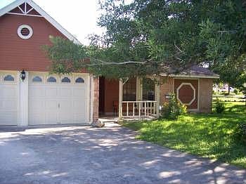 1st image of 9015 Welles Way