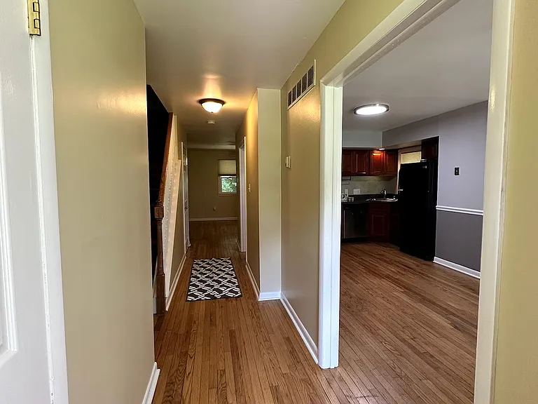 162 Bishops Dr — Photo 4