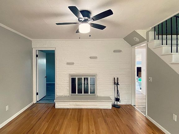 5th image of 520 W 8th St