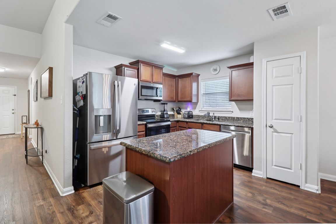 next background image