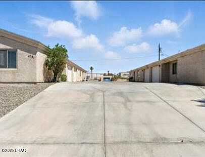 3rd image of 1731 Magnolia Dr Unit 101