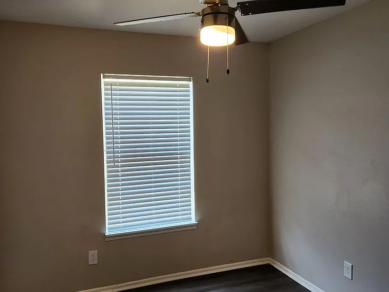 Casa Del Rey Apartments — Photo 31