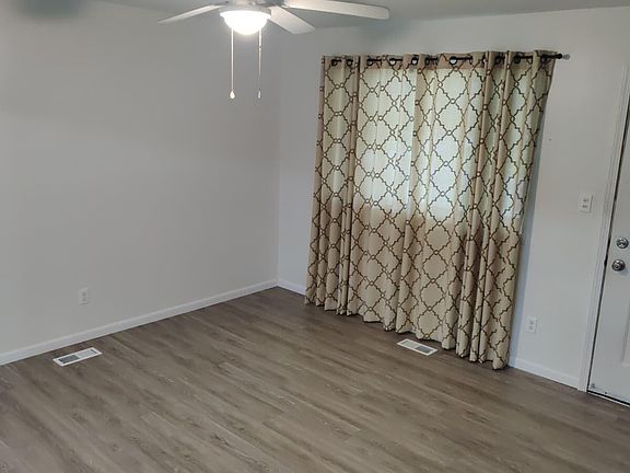 2nd image of 1131 Rambling Rd