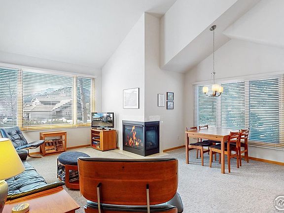 2nd image of 1519 Raven Cir #E
