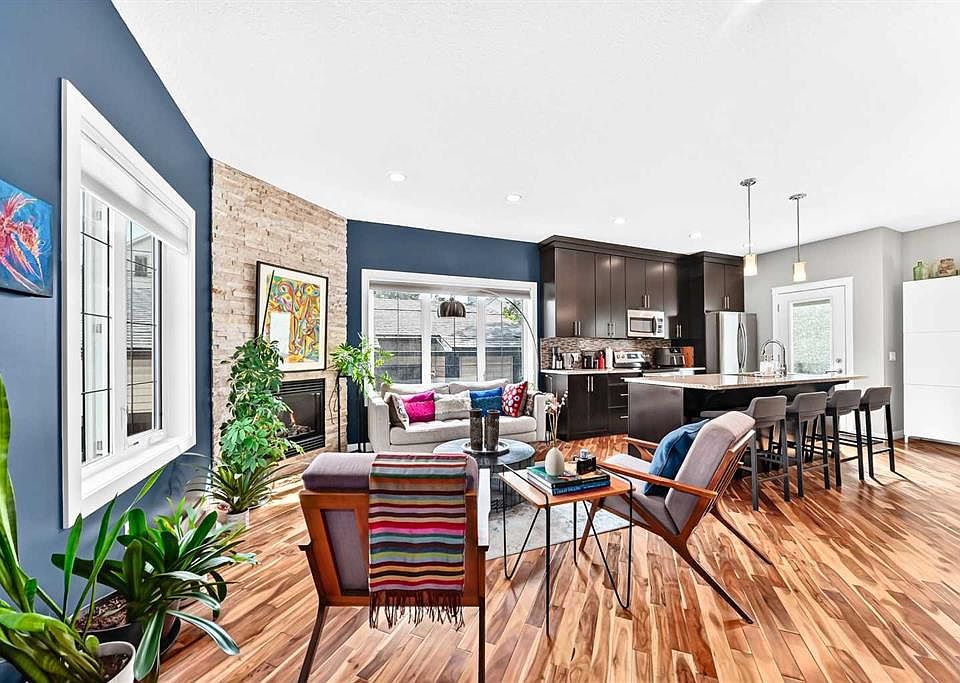 1st image of 309 N 15th Ave NE #3