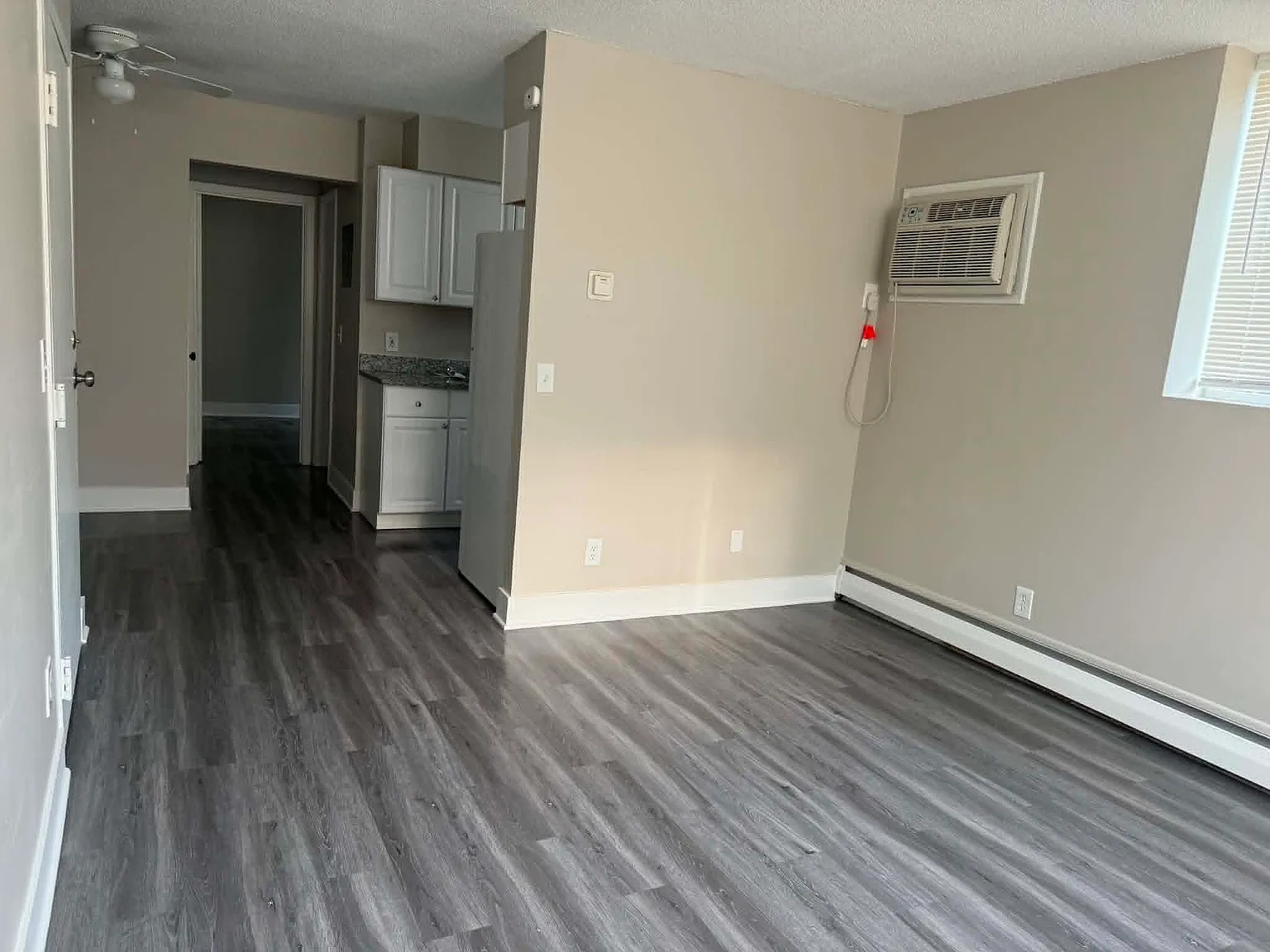 1 bed, $995 — Photo 2