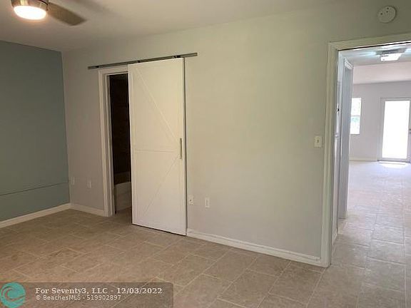 5th image of 28 Ventnor Dr #B