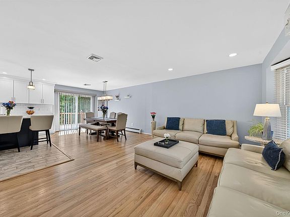 5th image of 10 Winston Drive