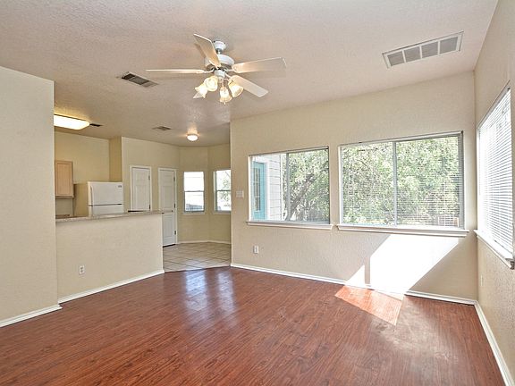 4th image of 852 Sagewood Trl Unit 852