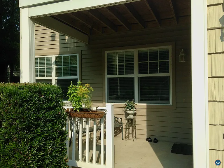 67 Summerfield Ct #611 — Photo 16