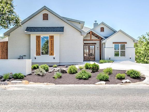 3rd image of 2126 Valleyview Dr