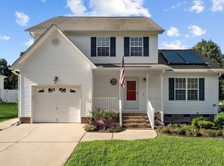 113 Creekbank Ct, Garner, NC 27529