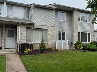 695 Barlow Ave, Staten Island, NY 10312