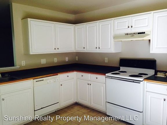 2nd image of 715 E Joyner St APT B