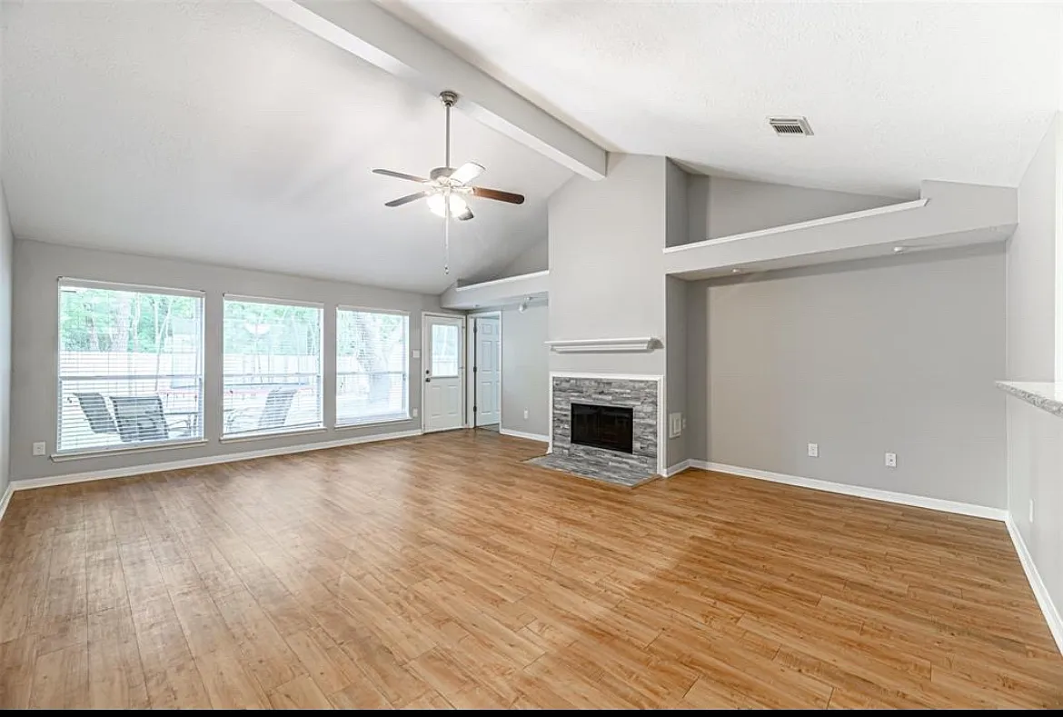 3730 Cyril Dr — Photo 4