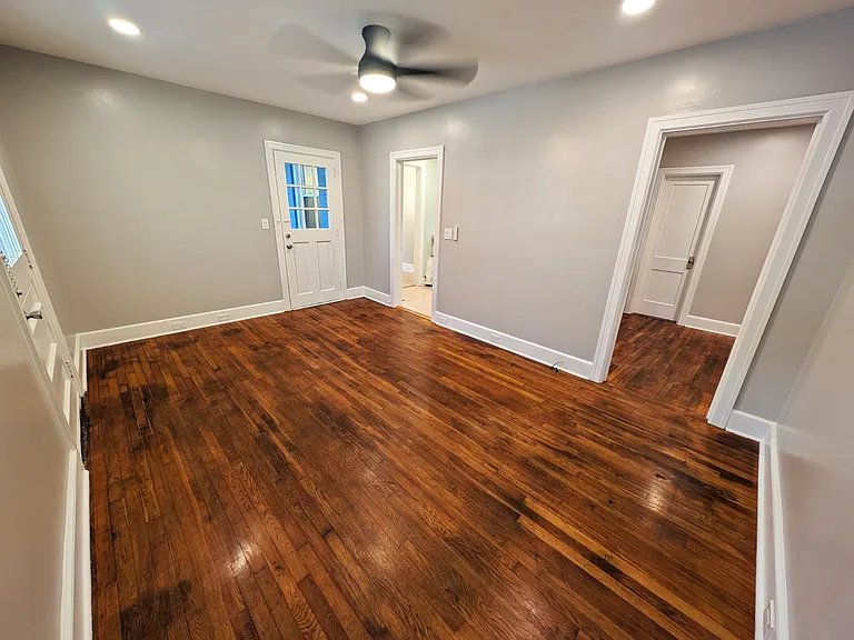 1025 Brandon Ave — Photo 5