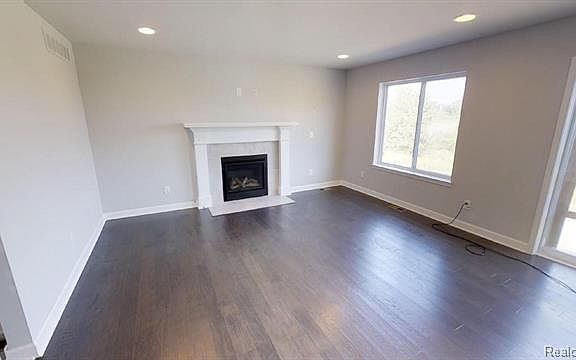 5th image of 55524 Worlington Ln