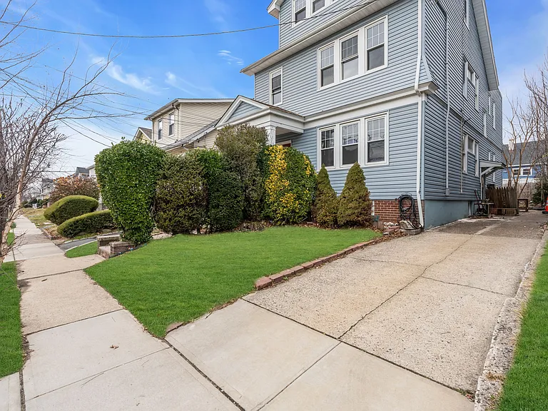 181 Jacoby St #2 — Photo 3