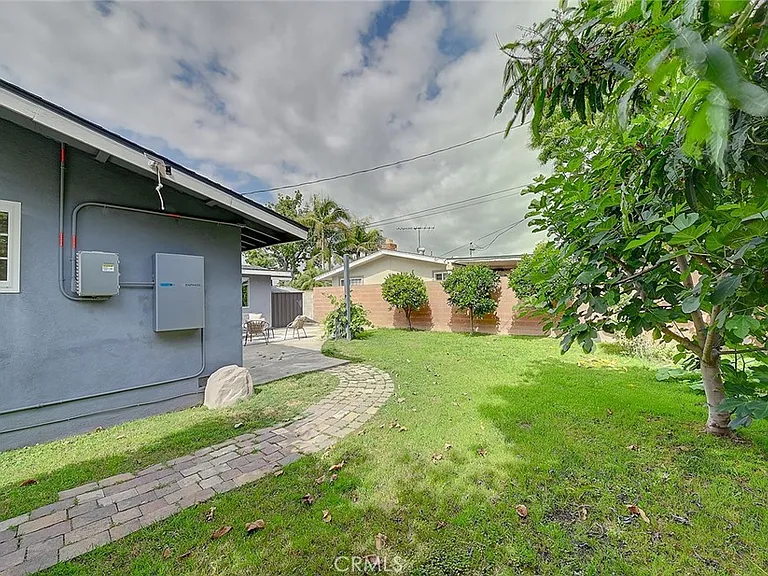 2044 W Spruce Ave — Photo 49