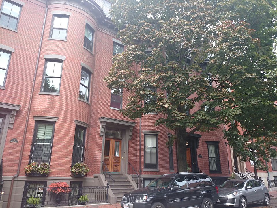 2nd image of 74 Waltham St #3