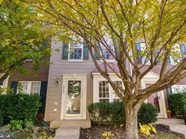 12423 Selkirk Cir, Bristow, VA 20136