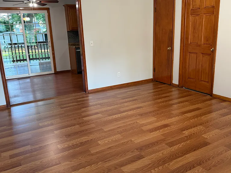 1215 E Donnell Ave — Photo 8