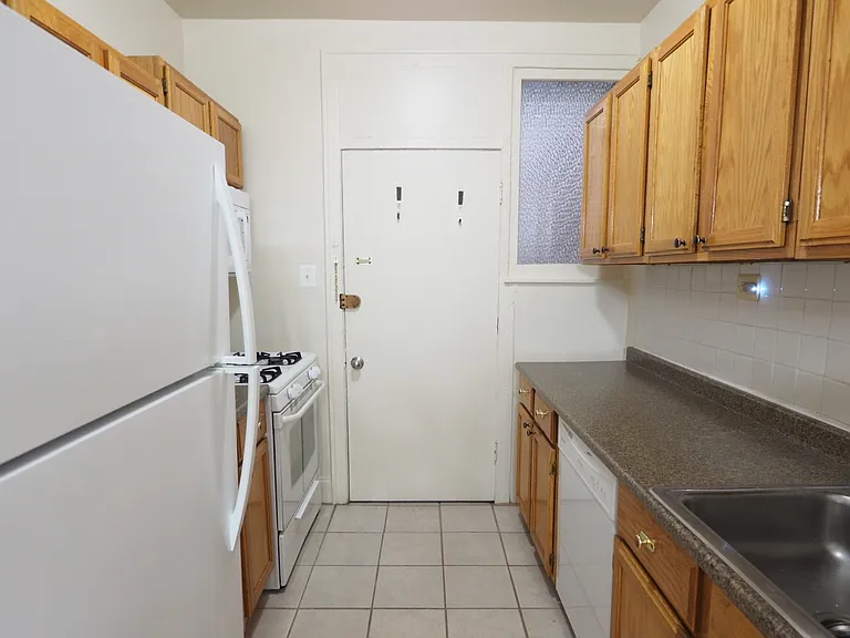 4937 N Whipple St #2E — Photo 4