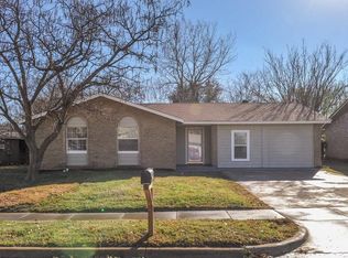 1408 Rambler Rd, Arlington, TX 76014