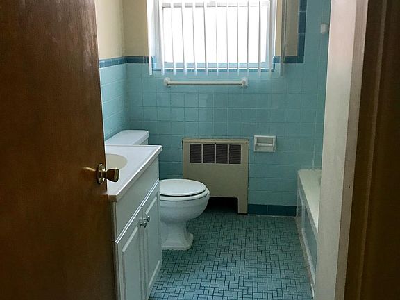 5th image of 2511 Vera Ave APT 3