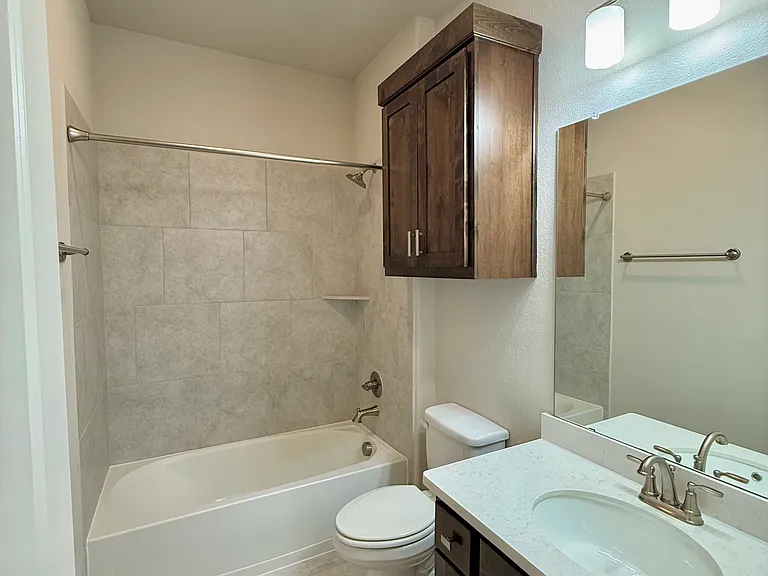 1321 Pebblebrook Ln — Photo 15