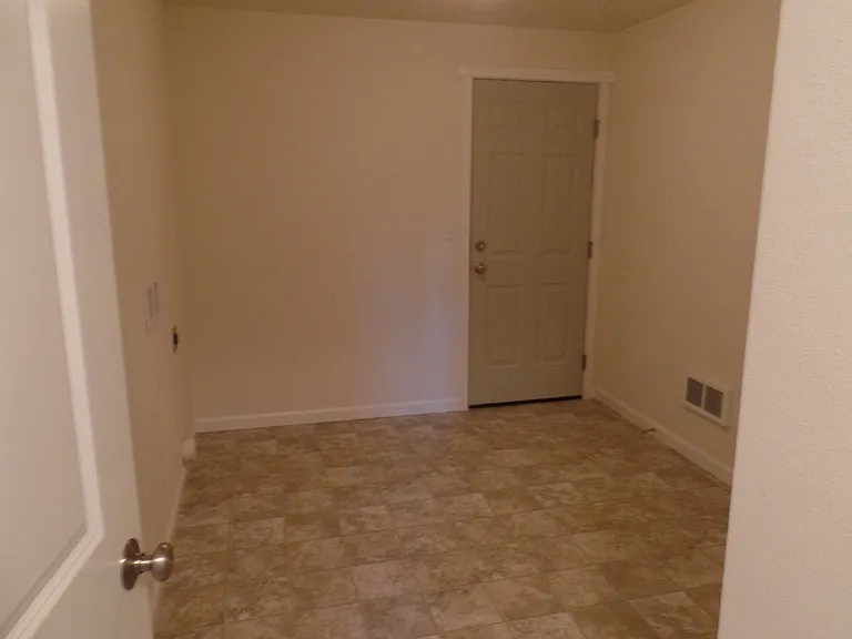51 Perch Dr — Photo 9