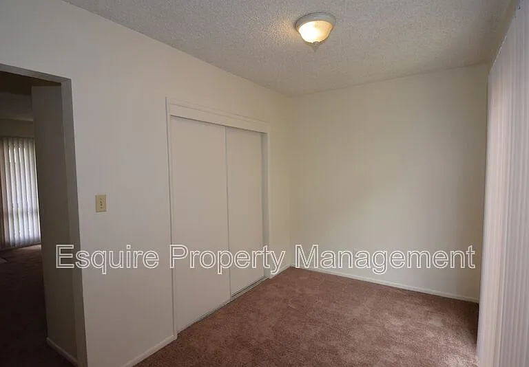 2050 N Ventura Rd #2 — Photo 4